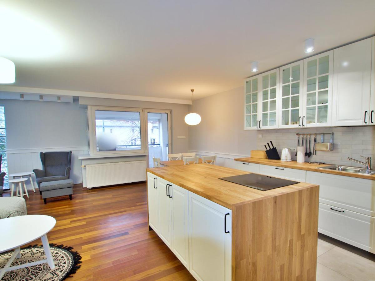 Apartment Family Parking 2 Bathrooms 300 M Sea *